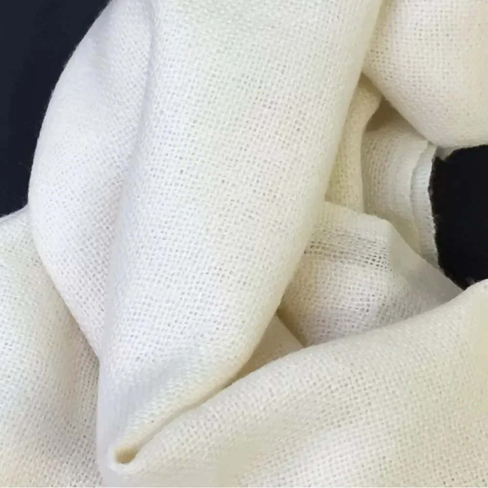 Auth Chanel 100% Creamy White Cashmere CC Gold Sequins Stole Scarf Muffler Wrap - Picture 5 of 11